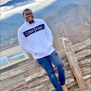 Meet your Posher, Jay